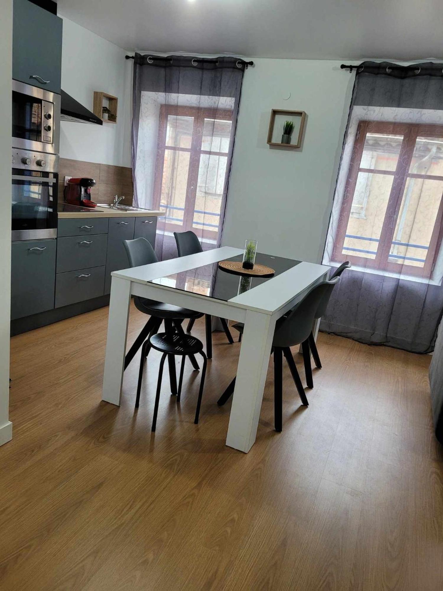 Charmant T3 Avec Terrasse Каркассон Экстерьер фото